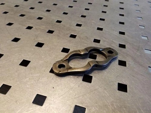 Tiguan injector bracket - 5n,