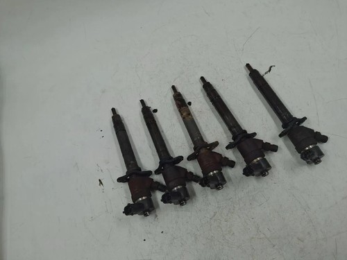 Volvo v70 fuel - volvo, injector